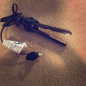 Brand New CHI travel flat iron